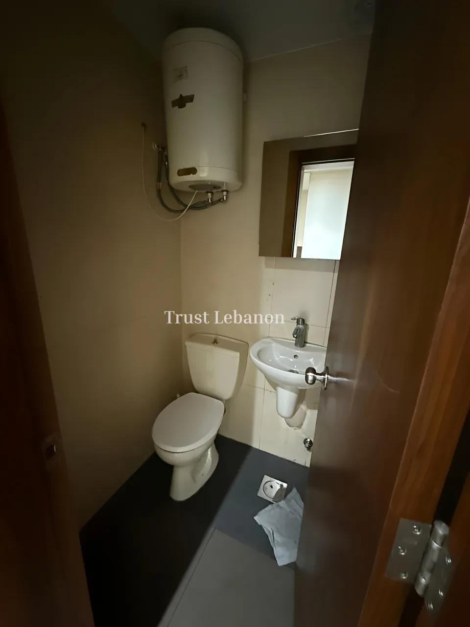 Office for rent in Jdeideh, Lebanon