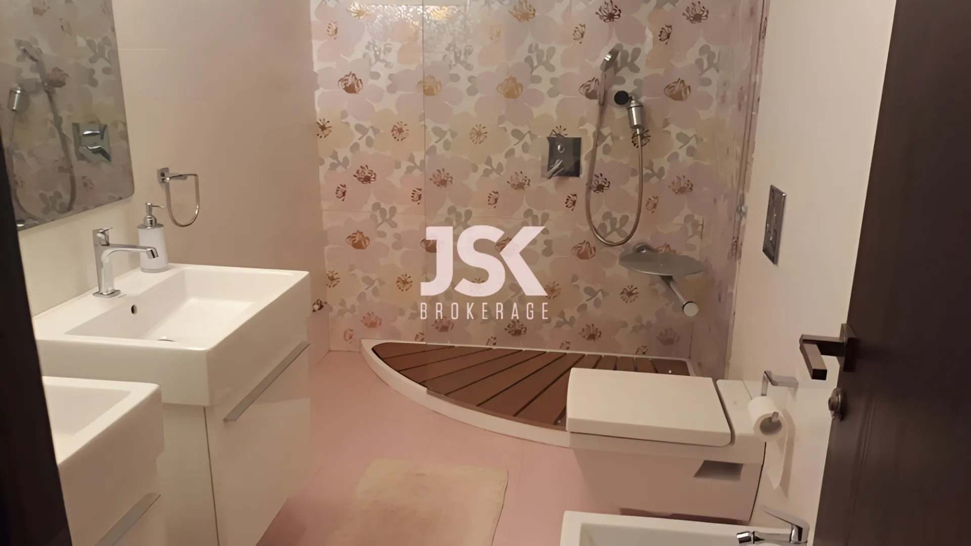 Duplex for Sale in Jouret Al Ballout, Lebanon