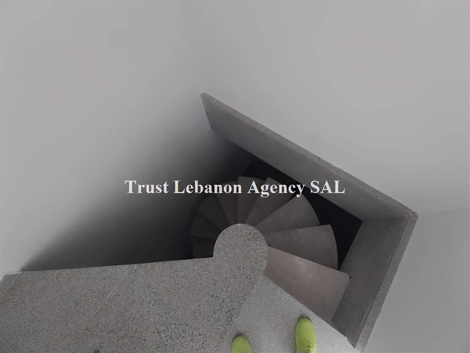 Shop for sale in Baabda, Louaizeh