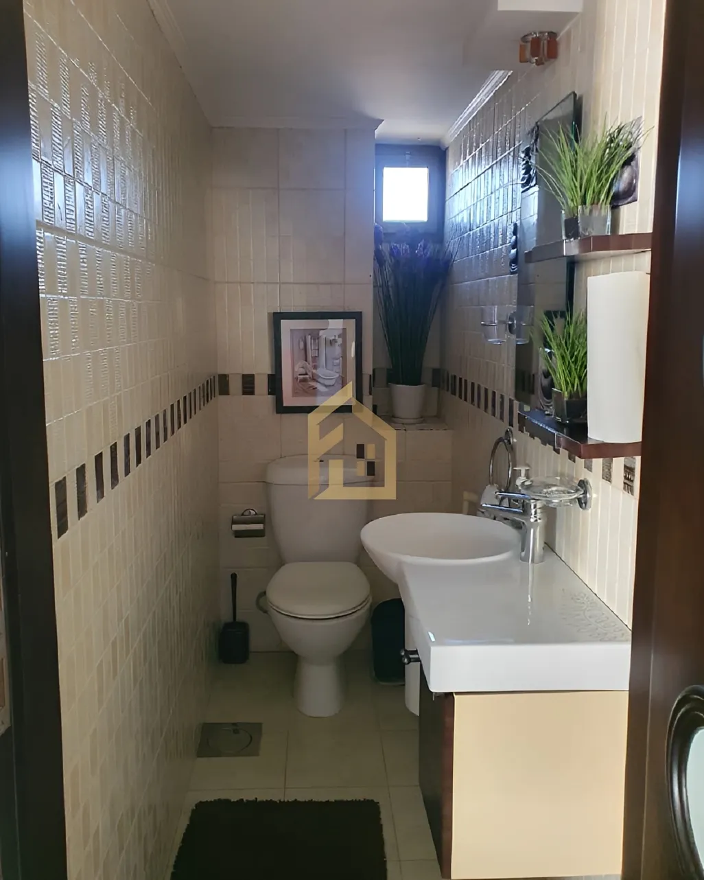 Apartment for sale in Patrakyieh, Bayrut, Lebanon - 3 bed, 4 bath