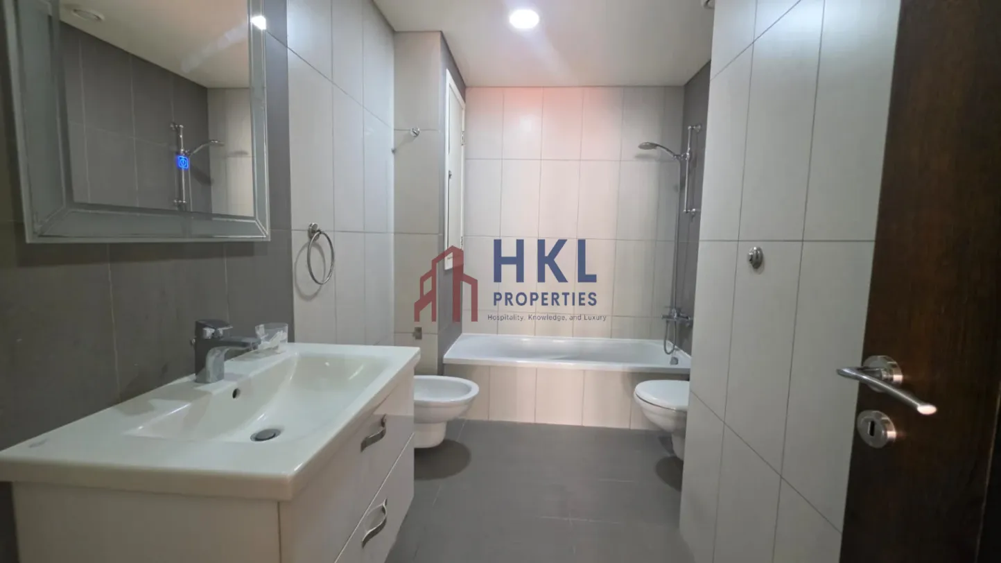 Apartment for rent in Ain Al Mraiseh, Beirut, Lebanon