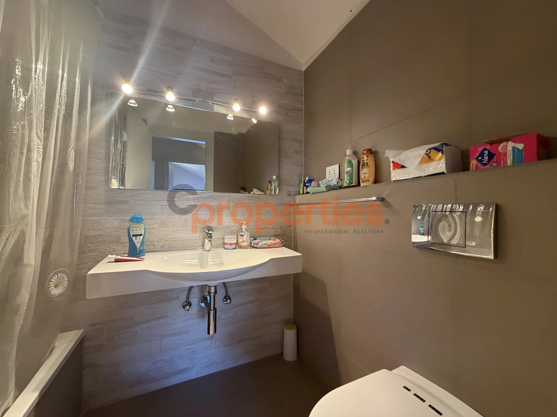 Chalet for Sale in Faqra