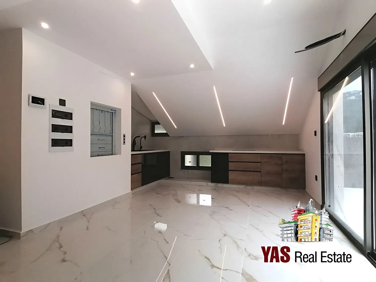 Apartment for Sale in Adma - 4 bed, 6 bath