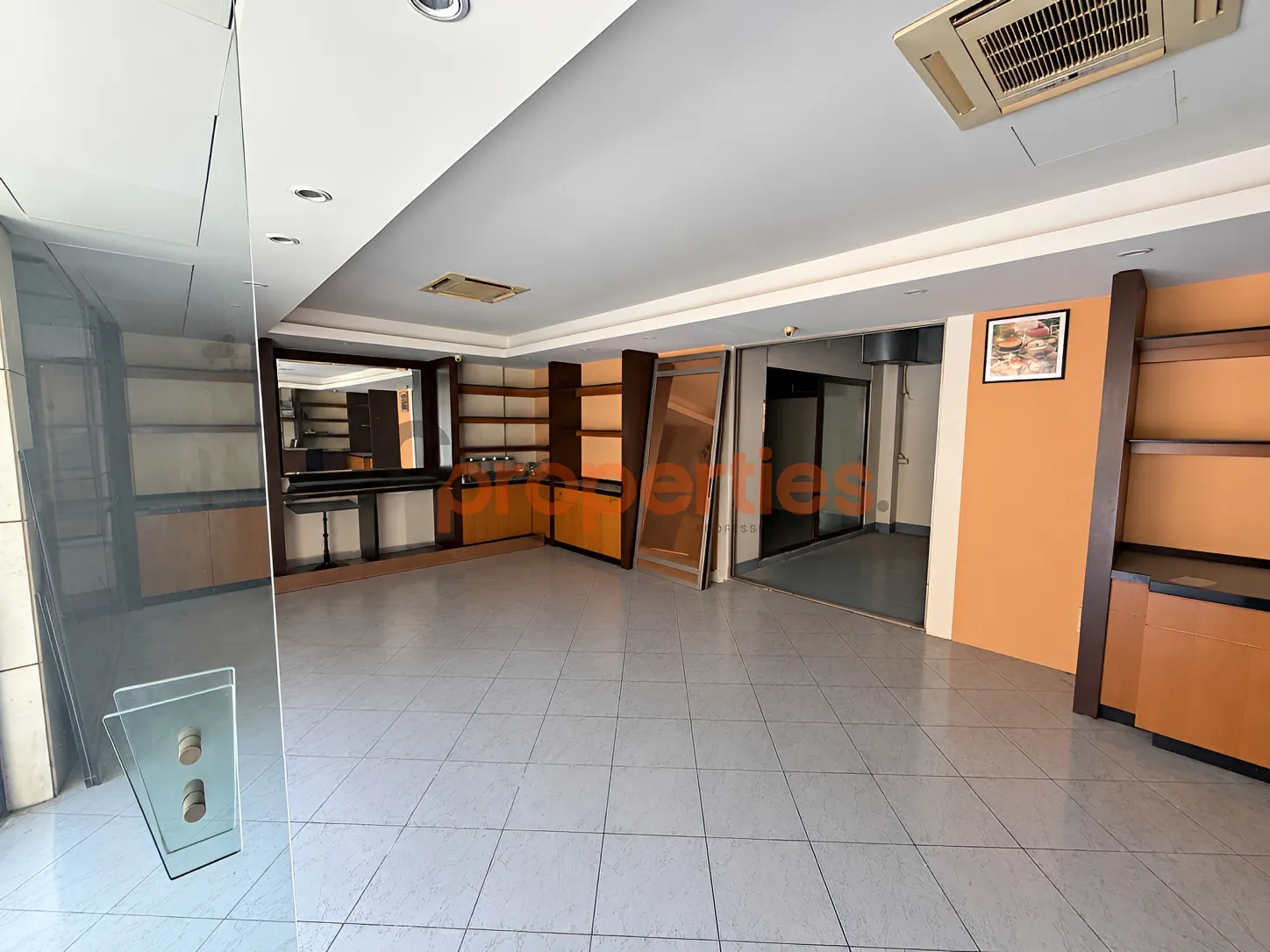 Shop for Sale in Achrafieh