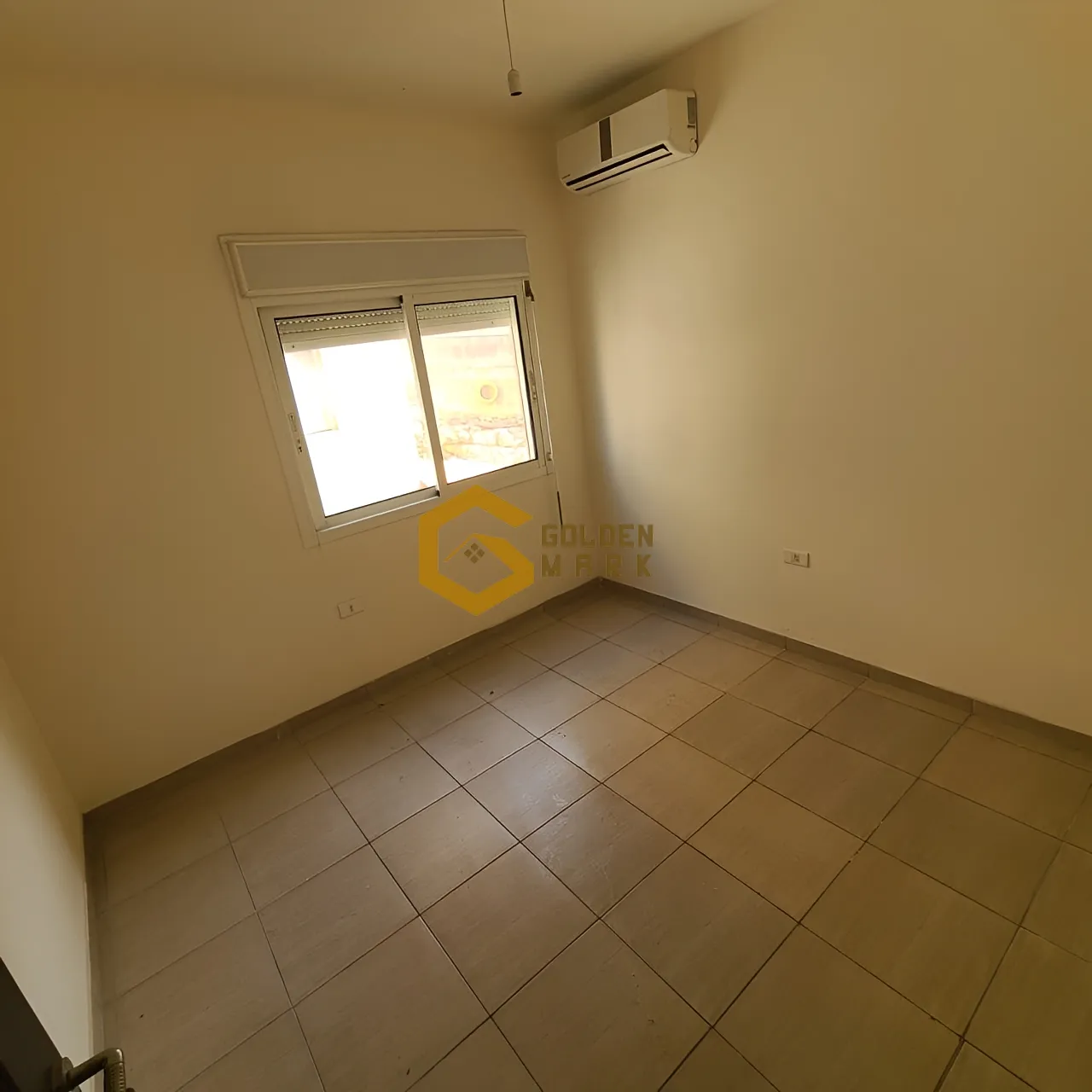 Apartment for Sale in Hosrayel