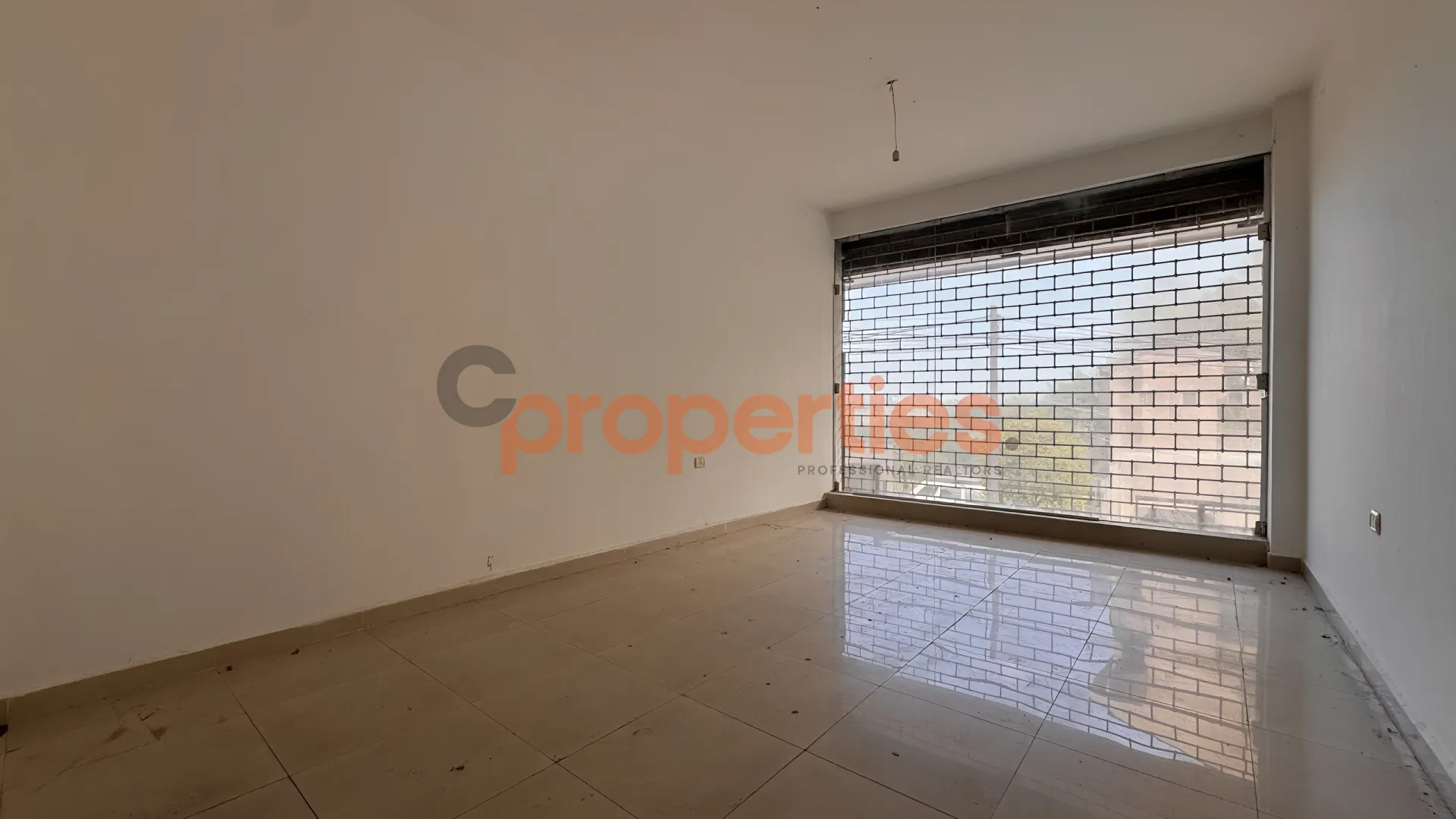 Shop for Rent in Aaoukar