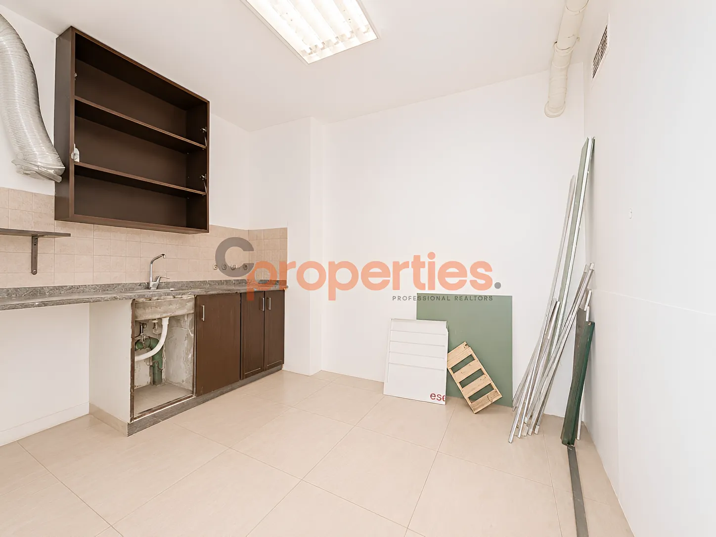 Office for rent in Hamra, Beirut, Lebanon