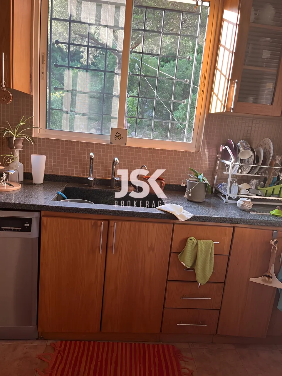 Apartment for Rent in Baabdat