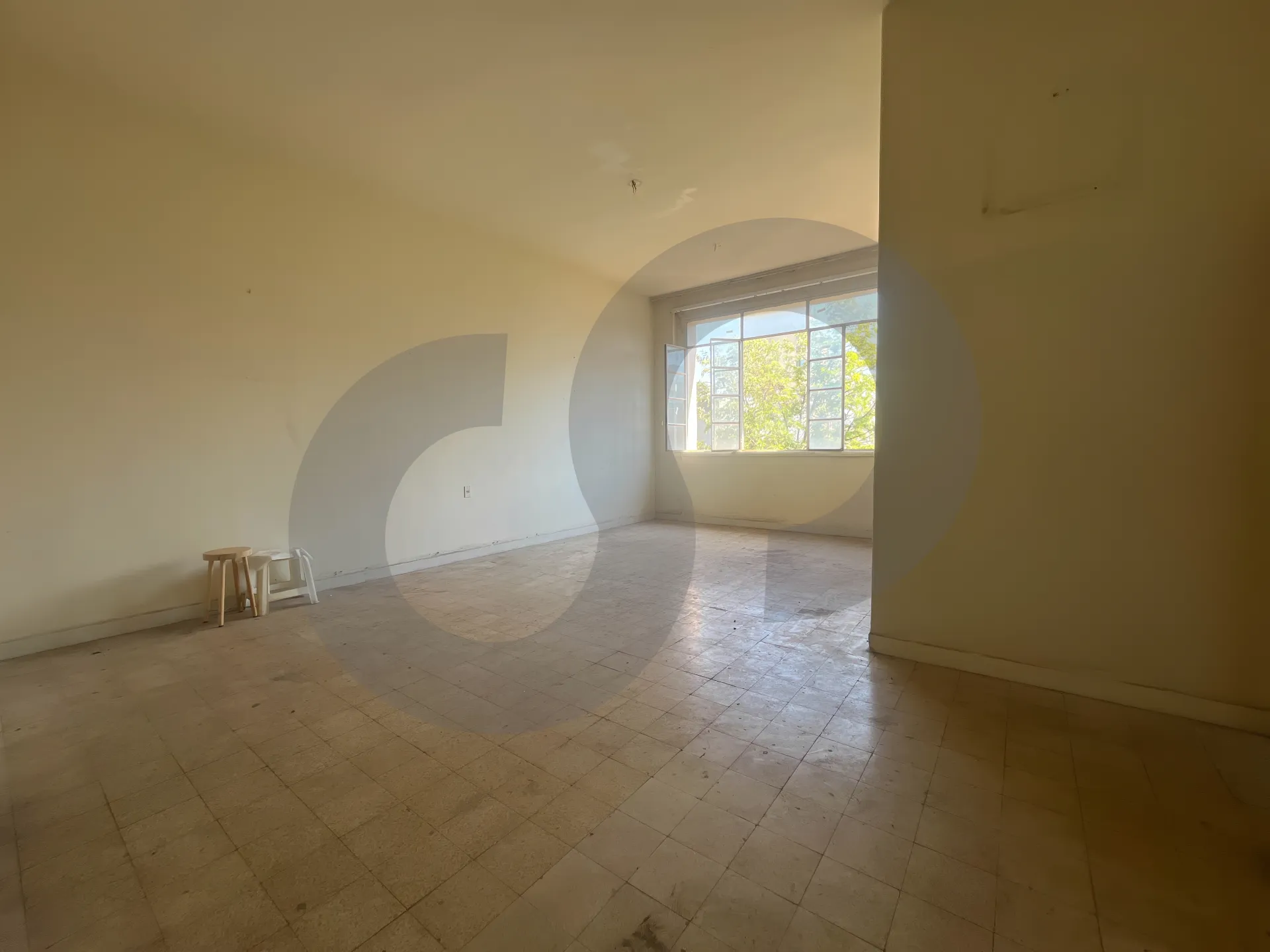 Apartment for Sale in Achrafieh - 2 bed, 1 bath