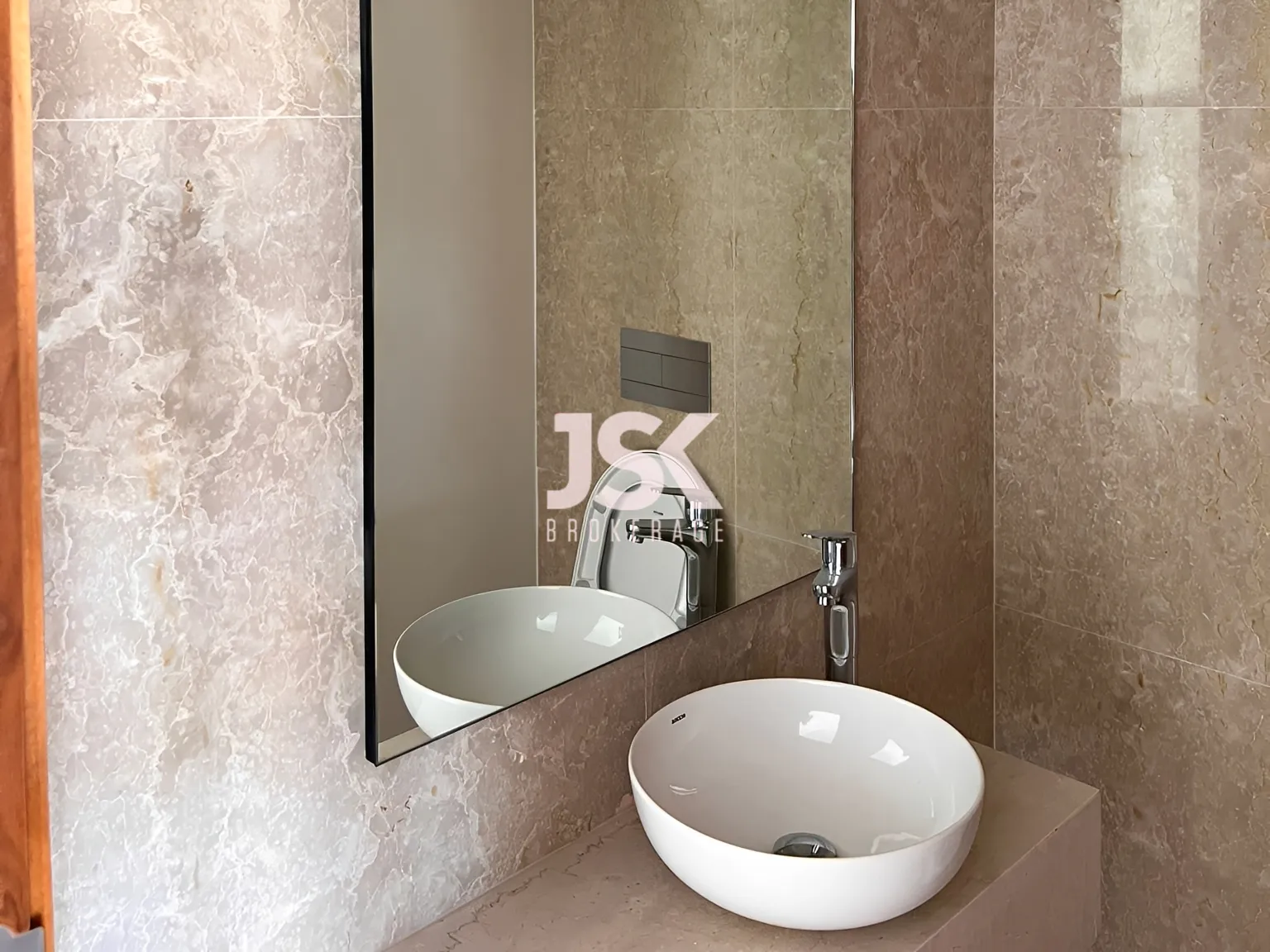 Apartment for sale in Beit Misk
