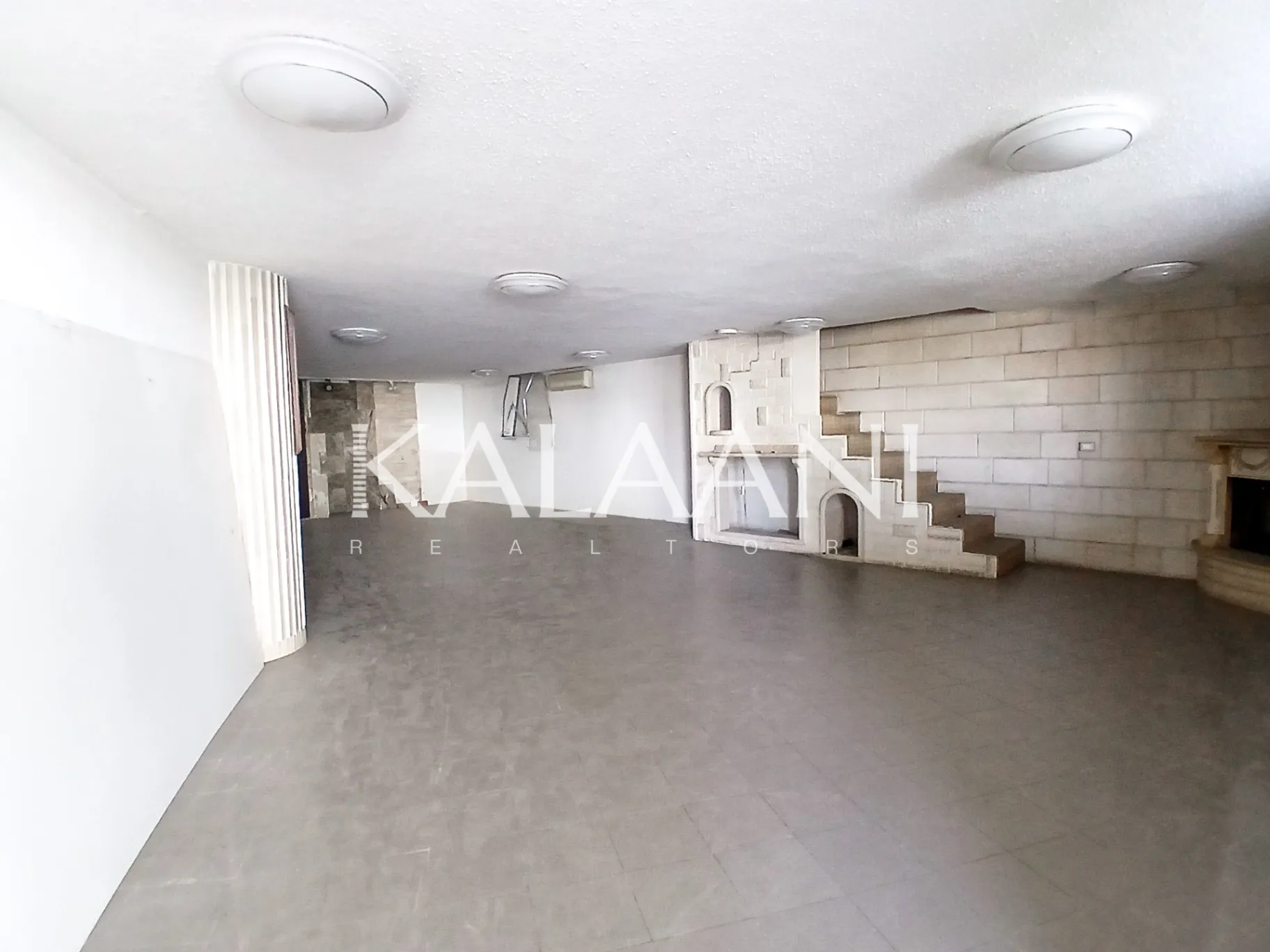 Showroom for sale in Hazmieh, Lebanon