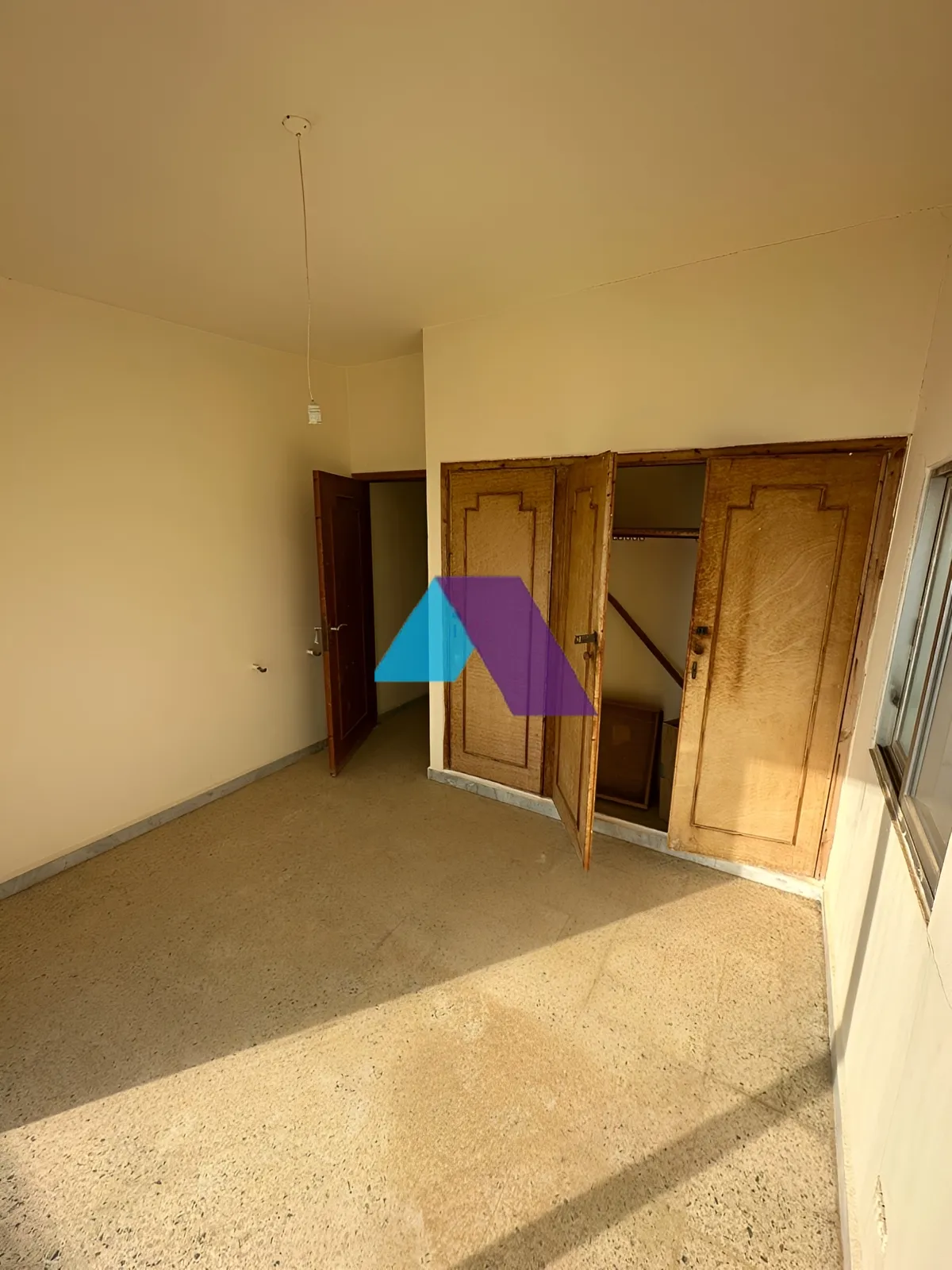 Apartment for Sale in Ras Osta