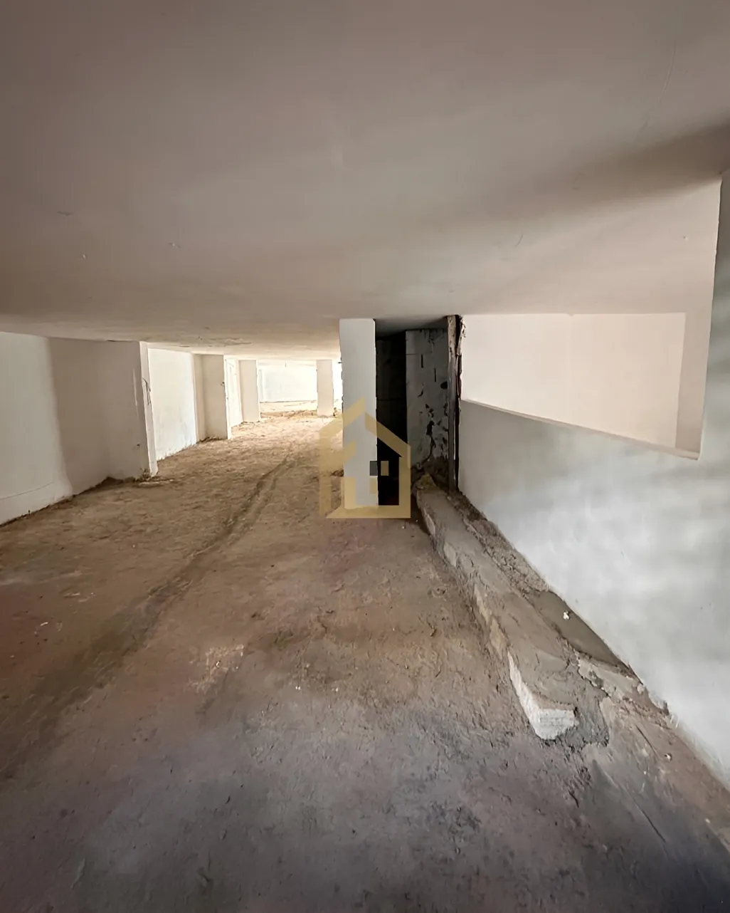 Warehouse for rent in Aamchit, Lebanon