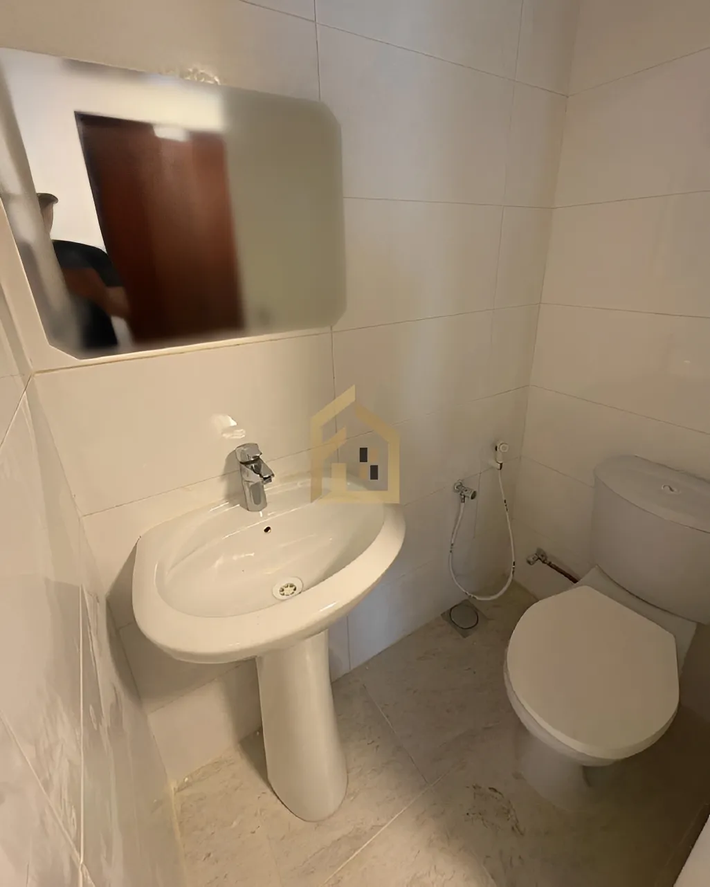 Apartment for rent in Corniche el Mazraa, Beirut, Lebanon - 3 bed, 3 bath