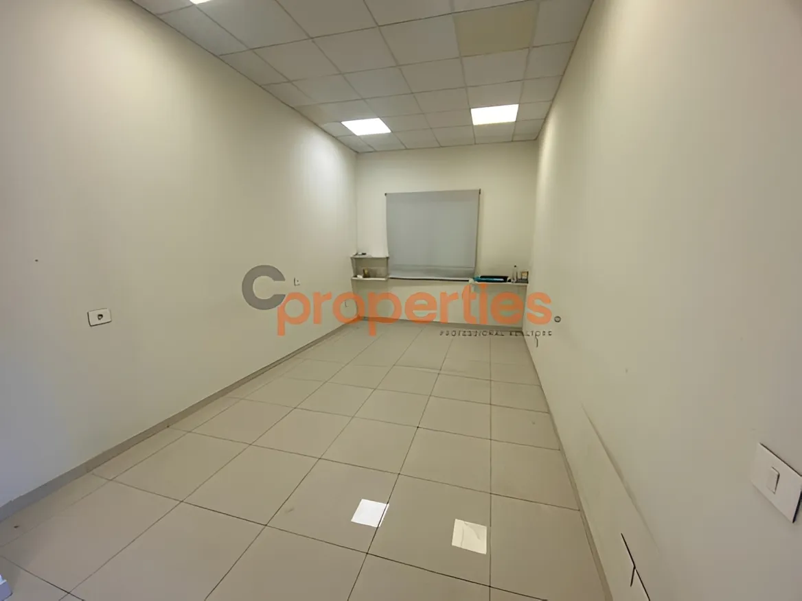 Office for Rent in Zalqa