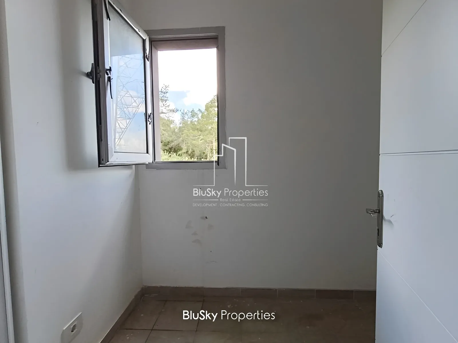 Apartment for Sale in Bsalim