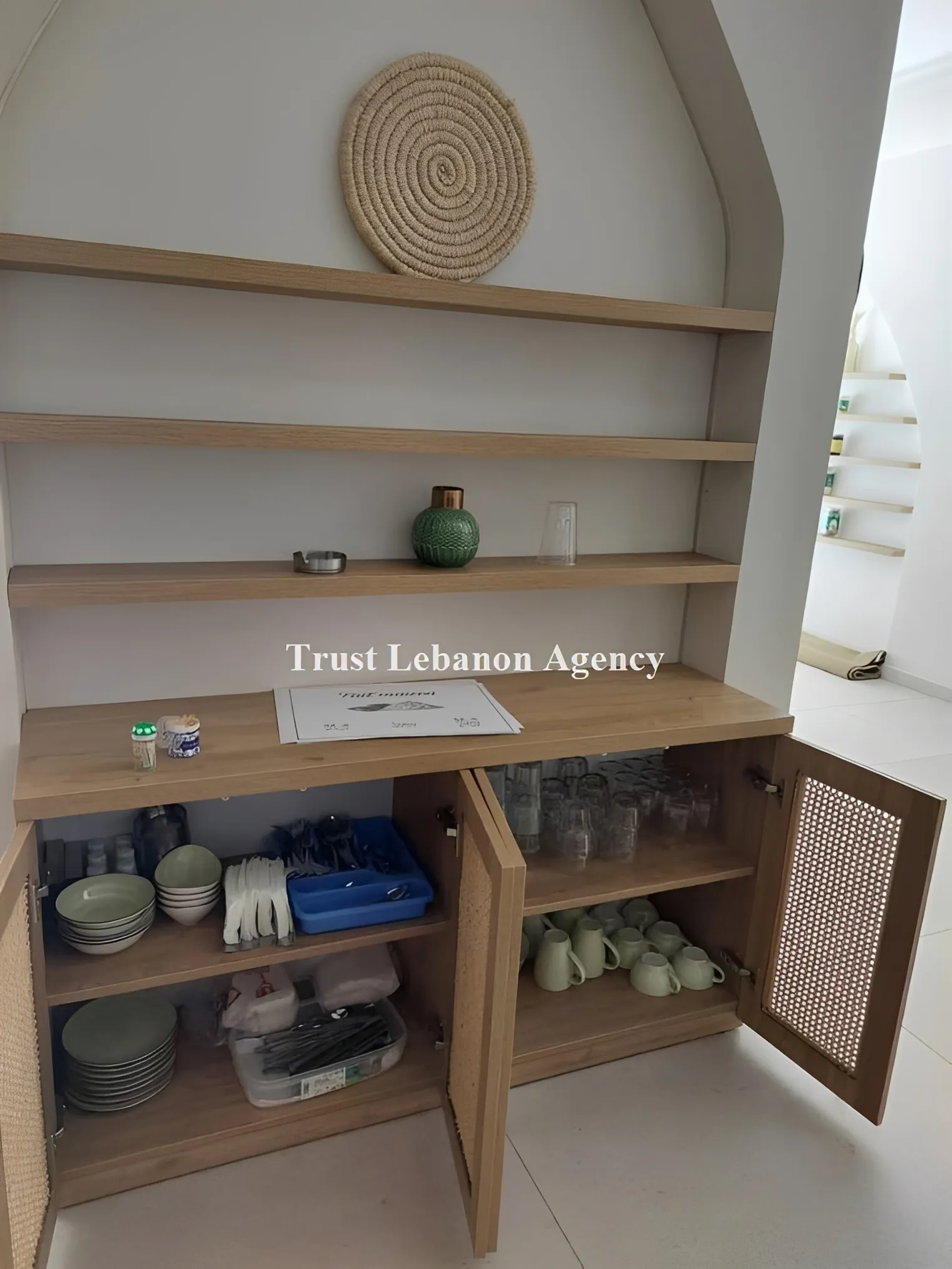 Shop for rent in Baabda, Badaro