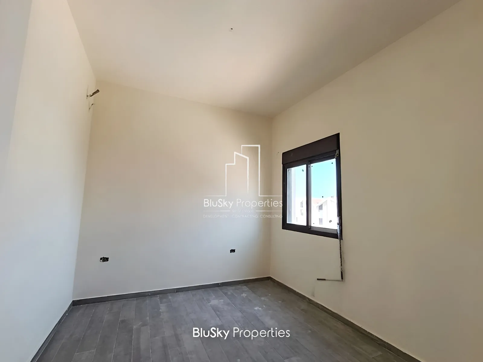 Apartment for Sale in Bouar - 2 bed, 2 bath