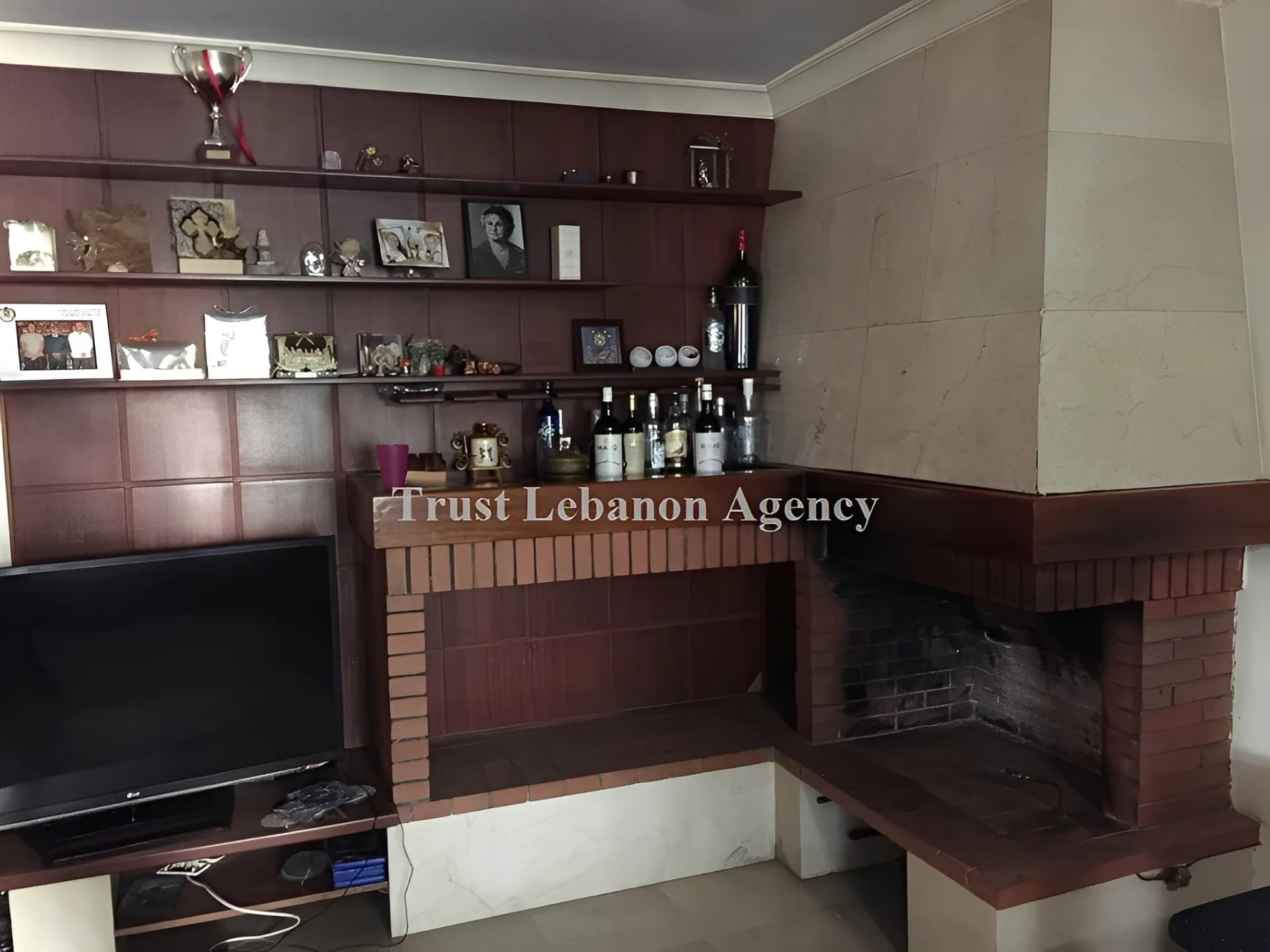 Apartment for Sale in Metn Mansourieh Lebanon - 2 bed, 5 bath