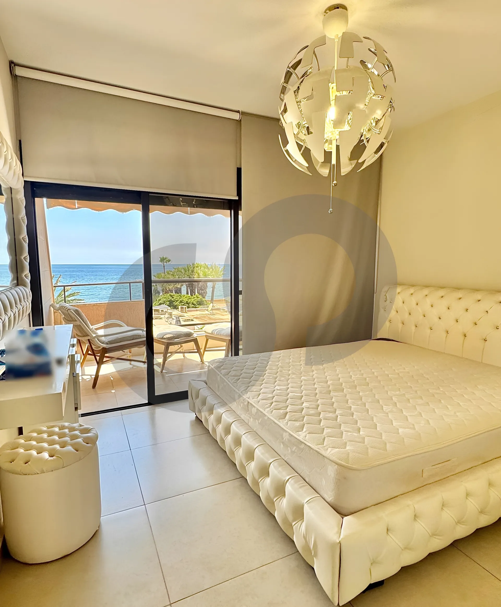 Chalet for Sale in Halat