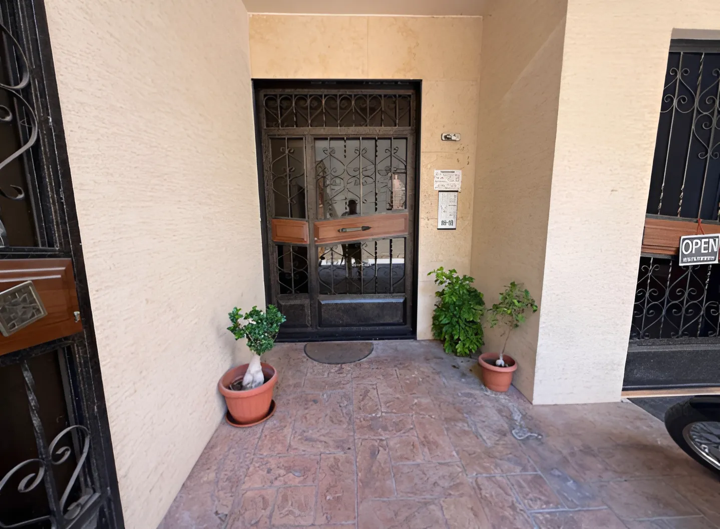 Apartment for sale in Zouk Mikael