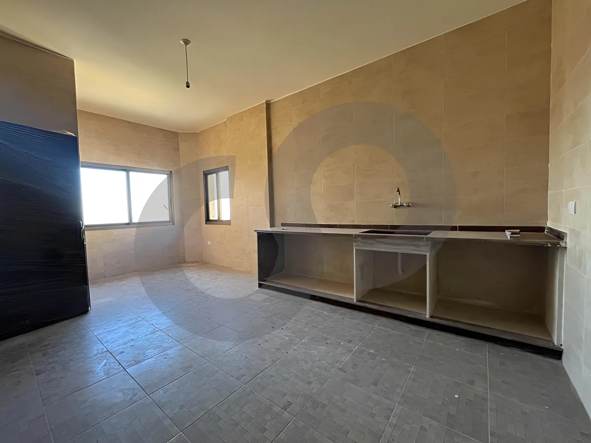 Apartment for Sale in Aaramoun, Lebanon - 2 bed, 2 bath