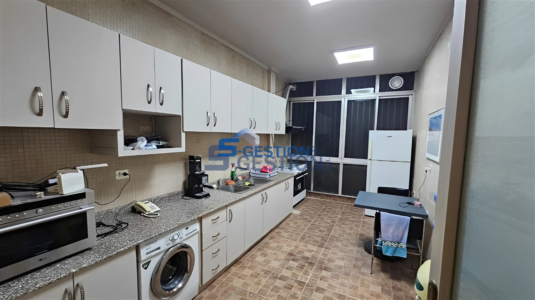 Apartment for Sale in Sanayeh