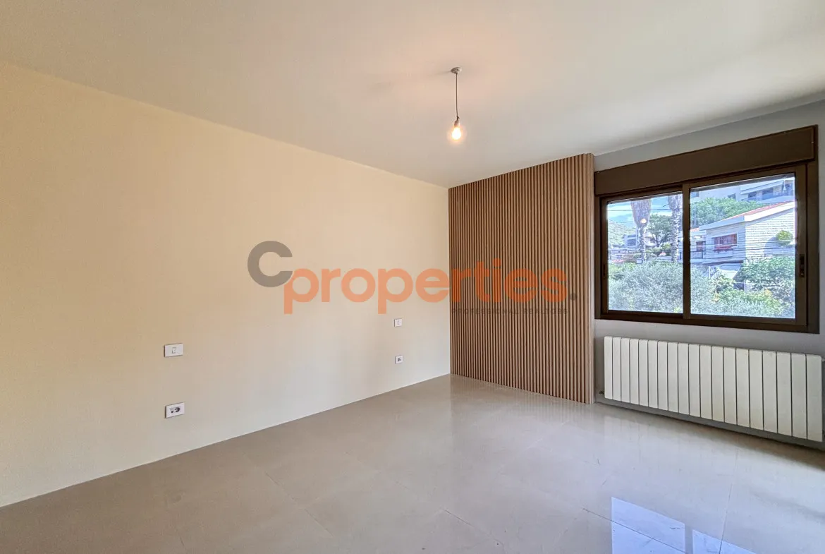 Apartment for Sale in Jouret El Ballout