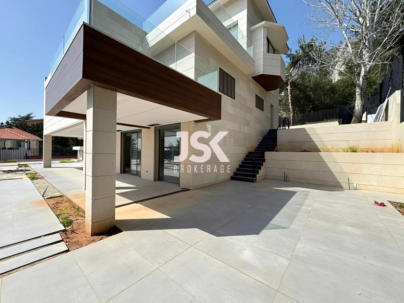 Villa for Rent in Baabdat