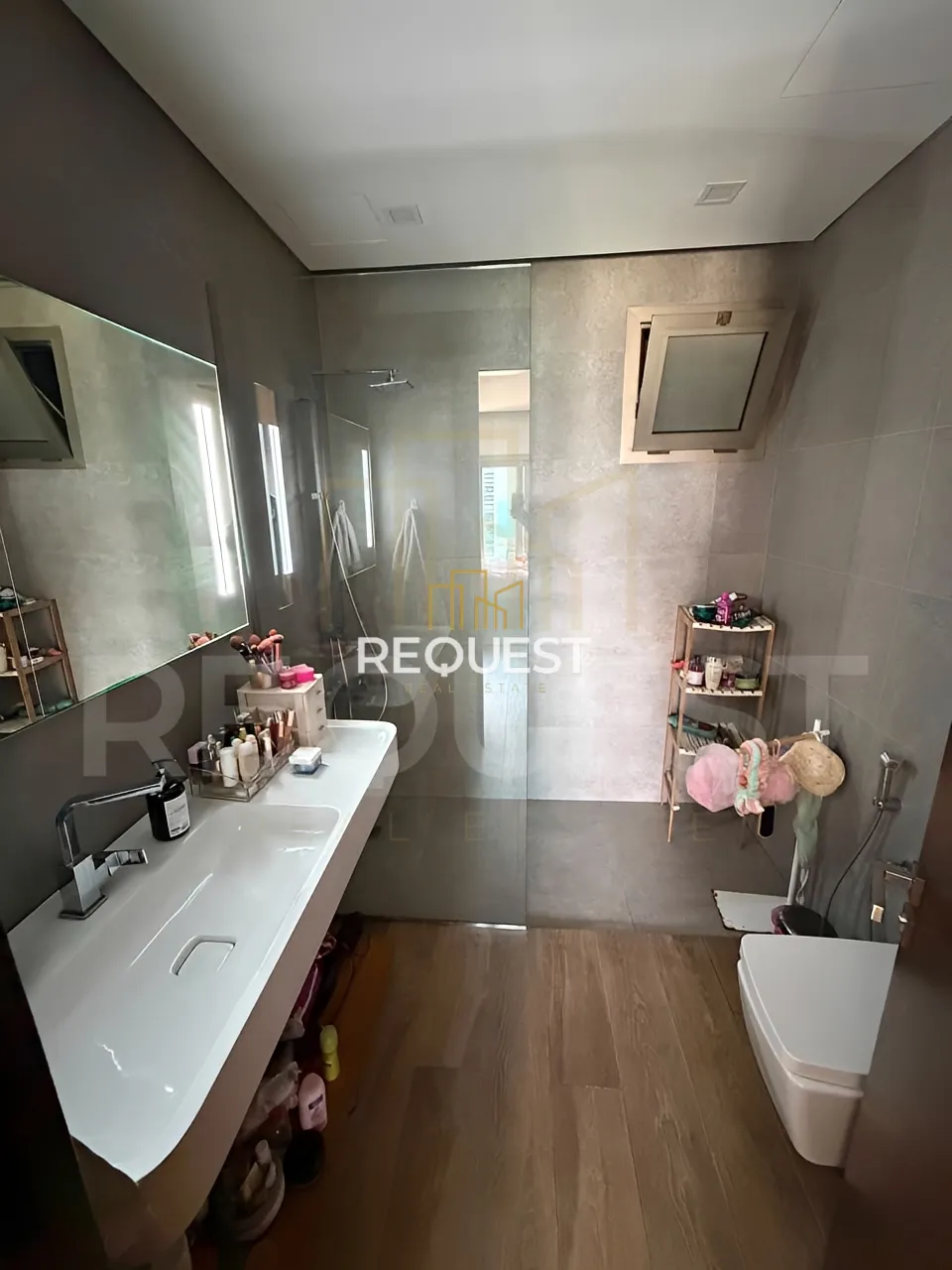 Apartment for rent in Spears, beirut, lebanon