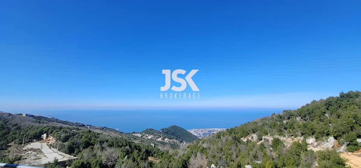 Apartment for Sale in Aachqout, Lebanon