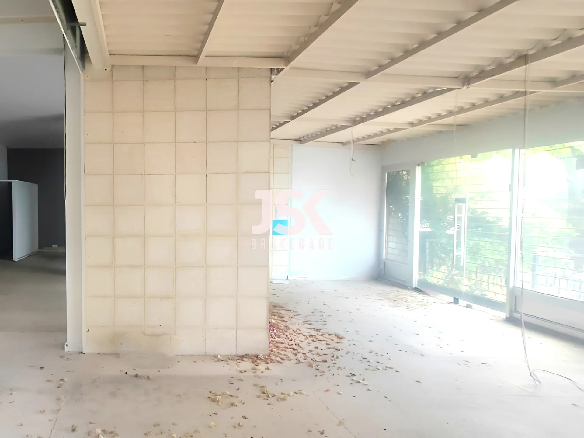 Office for Sale in Sahel Aalma