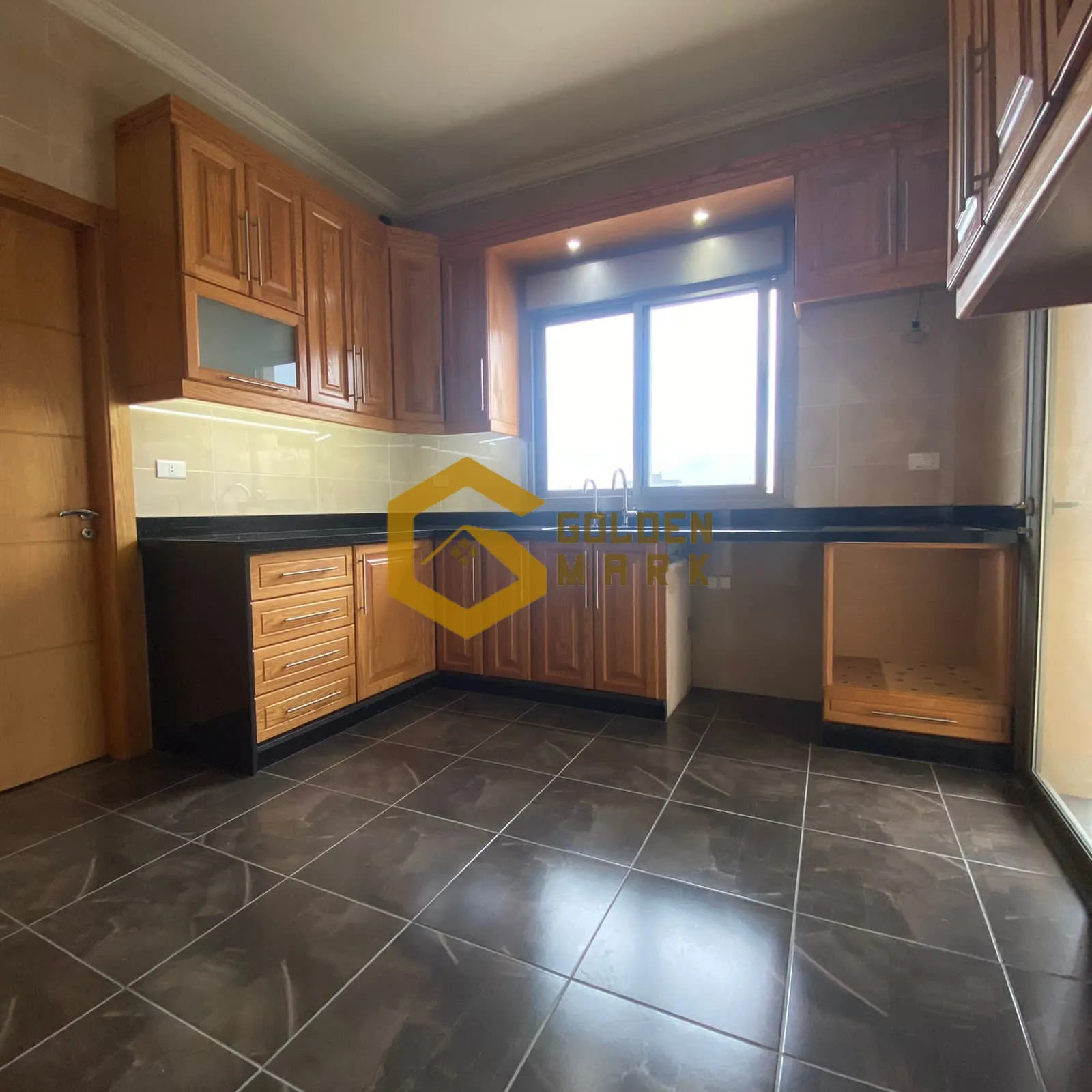 Apartment for Sale in Zalqa
