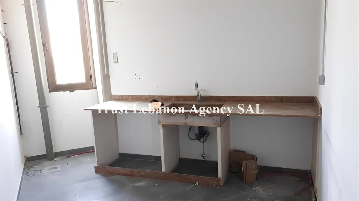 Shop for rent in Baabda, Kfarchima