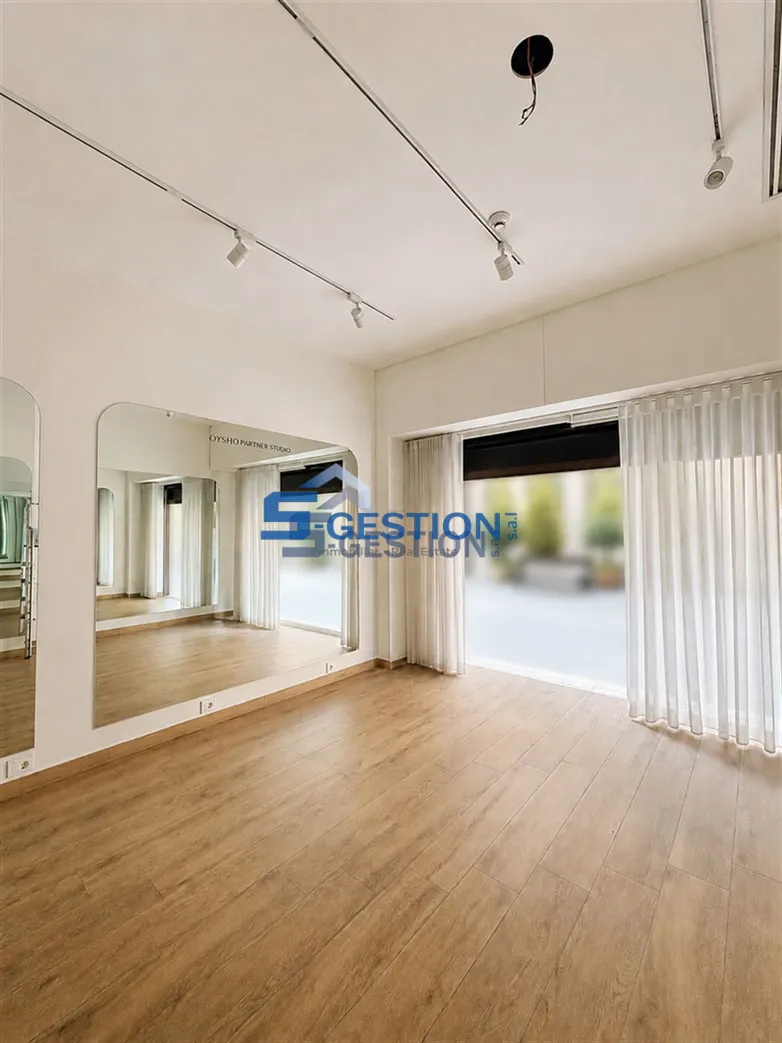 Shop for Rent in Downtown