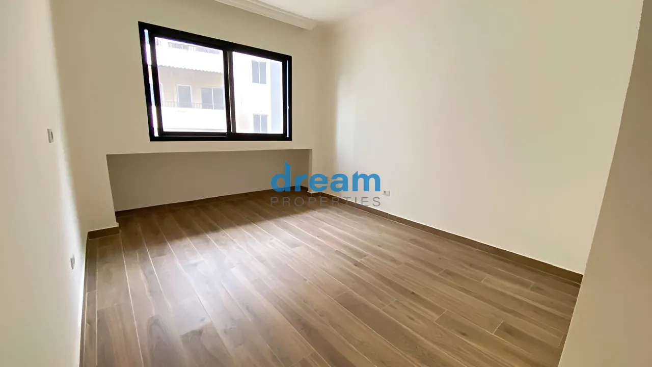 Apartment for sale in Adliyeh, Beirut, Lebanon - 2 bed, 3 bath