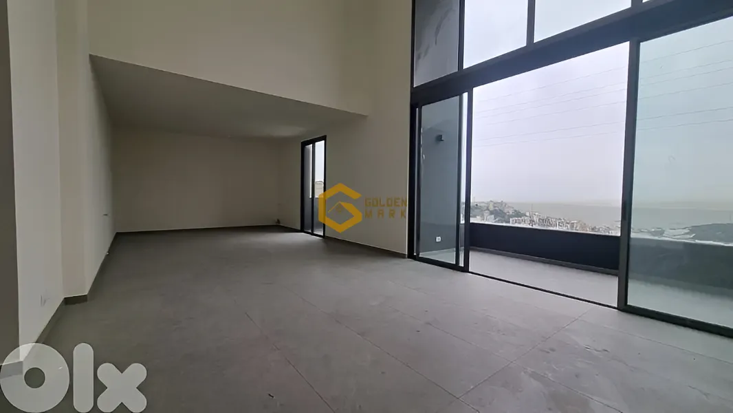 Duplex for Sale in Mazraat Yachoua - 4 bed, 4 bath