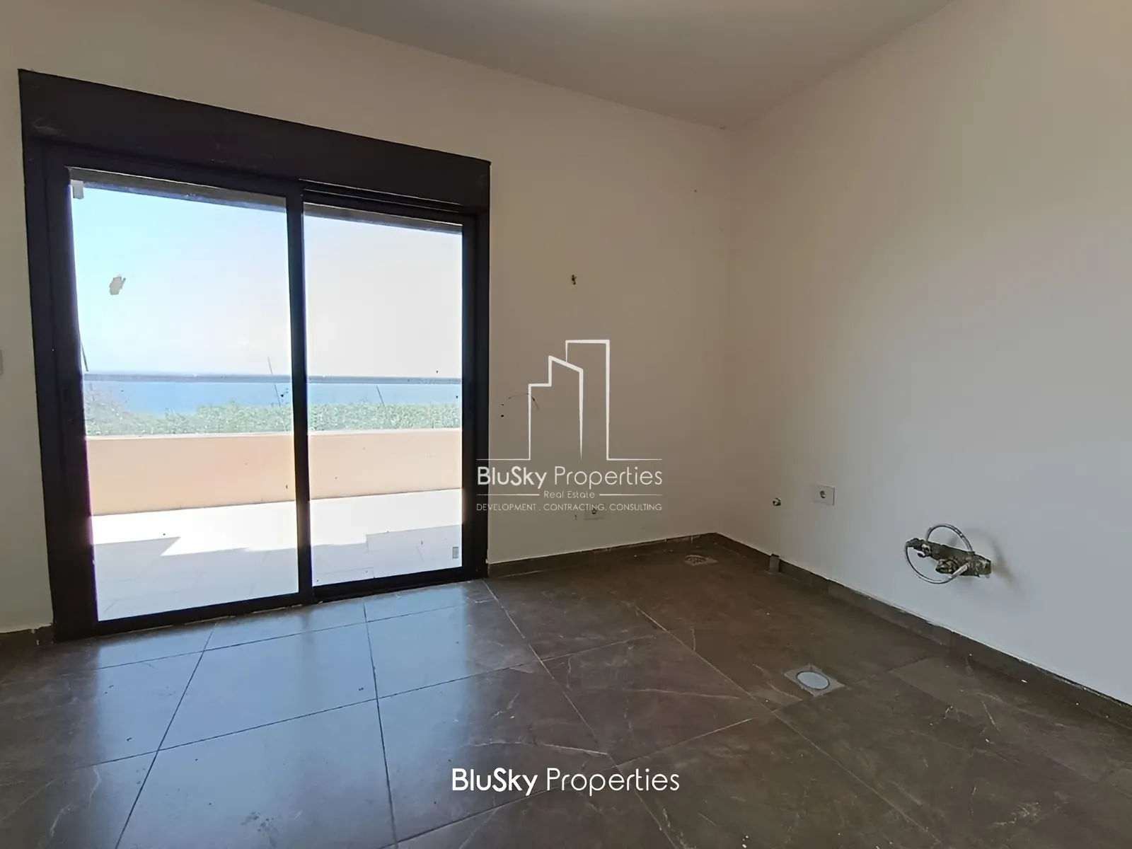 Apartment for Sale in Halat