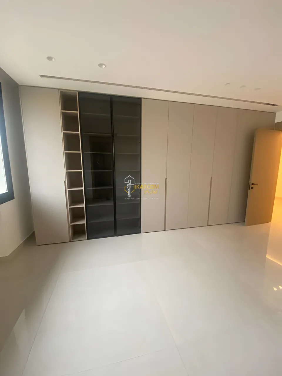 Apartment for sale in Ramlet El Baida, Bayrut, Lebanon