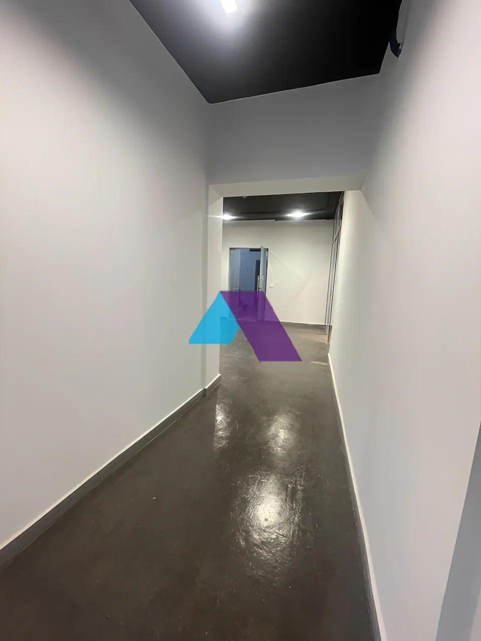 Office for rent in Saifi Village