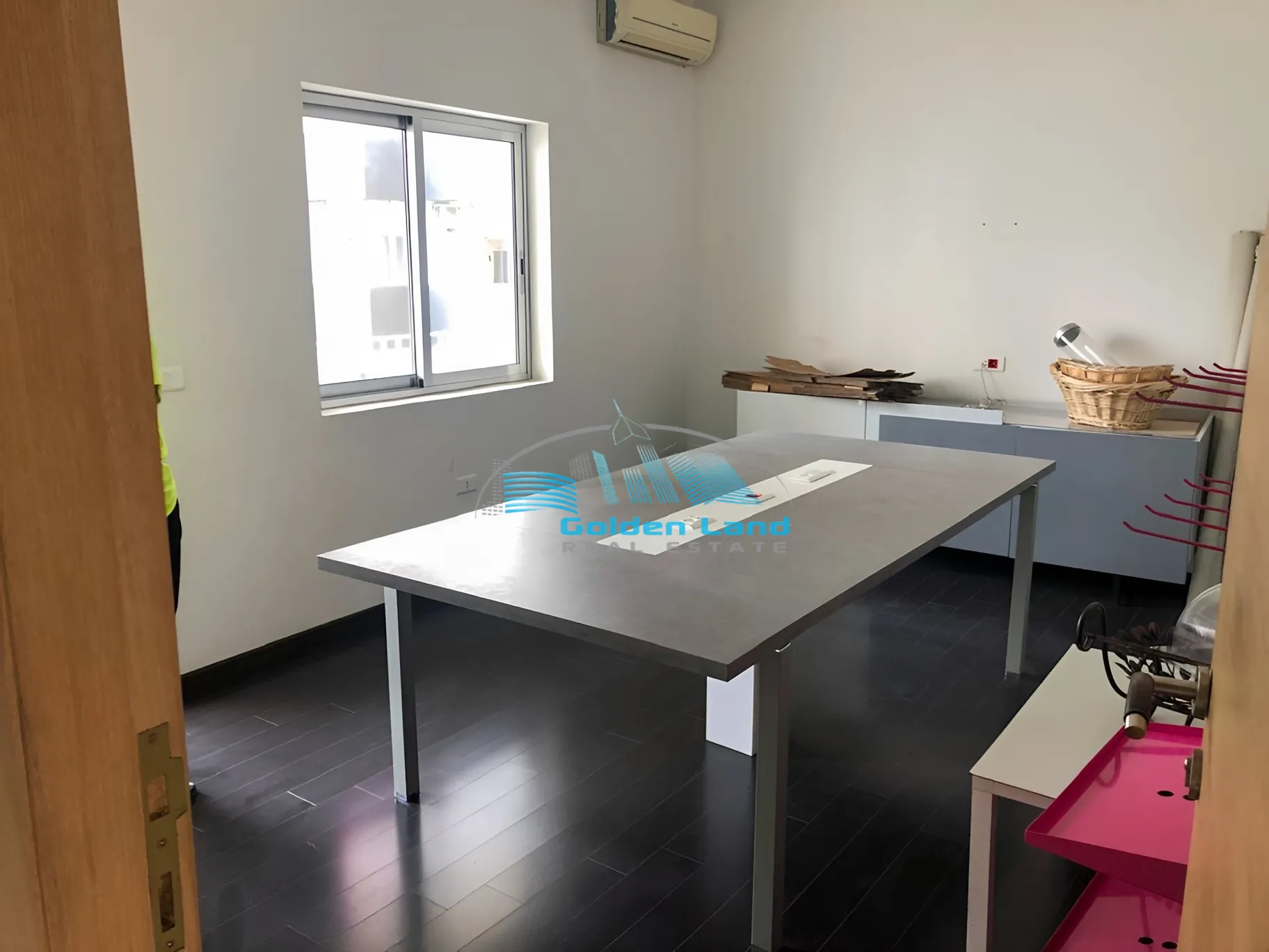 Office for rent in Zalqa, Lebanon