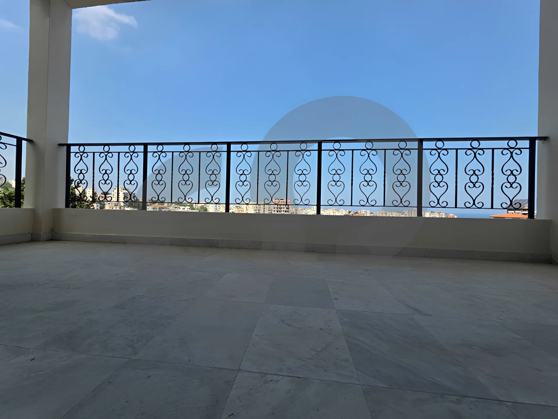 Building for Sale in Ghadir