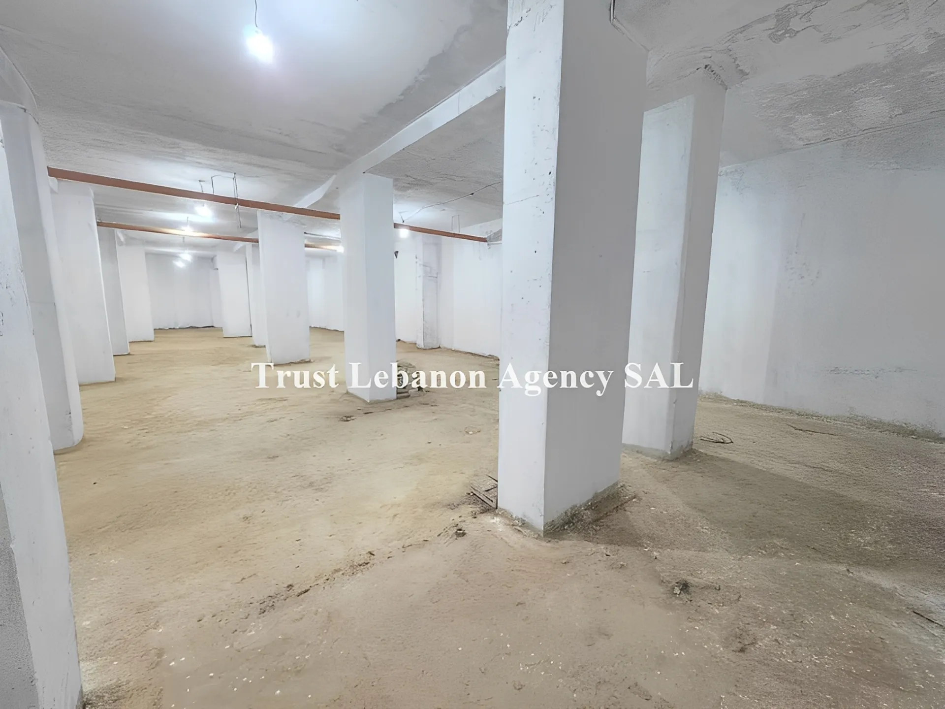 Commercial Property For Sale in Baabda, Hazmieh