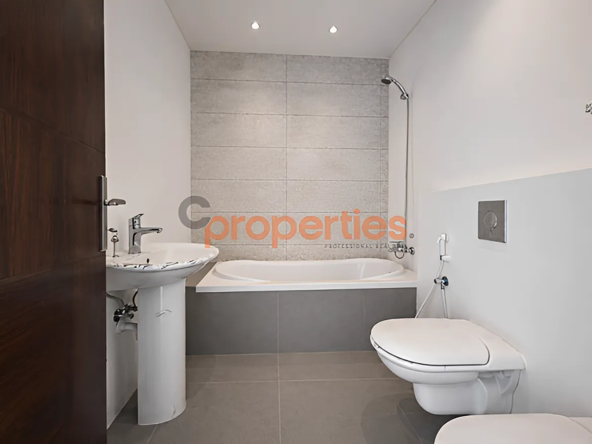 Apartment for sale in Ramleh Al Bayda, Beirut, Lebanon