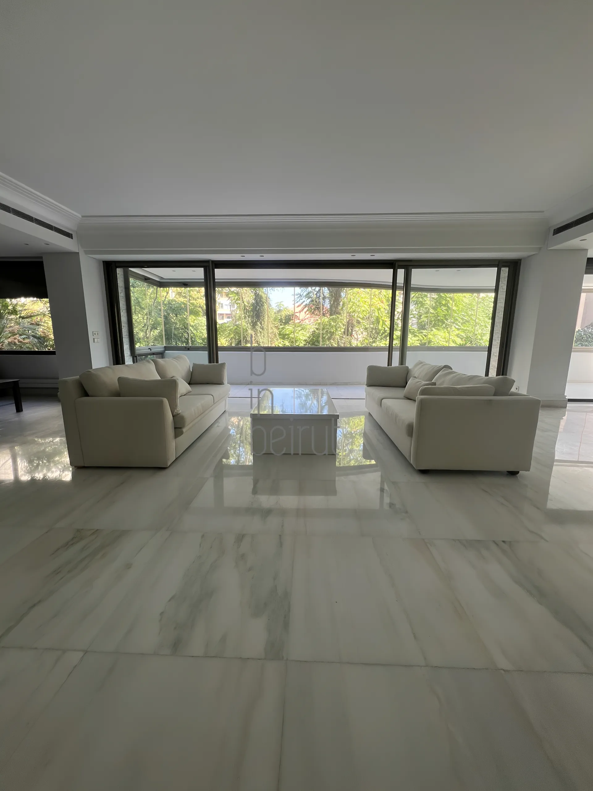 Apartment for Sale in Zarhat el Ihssan