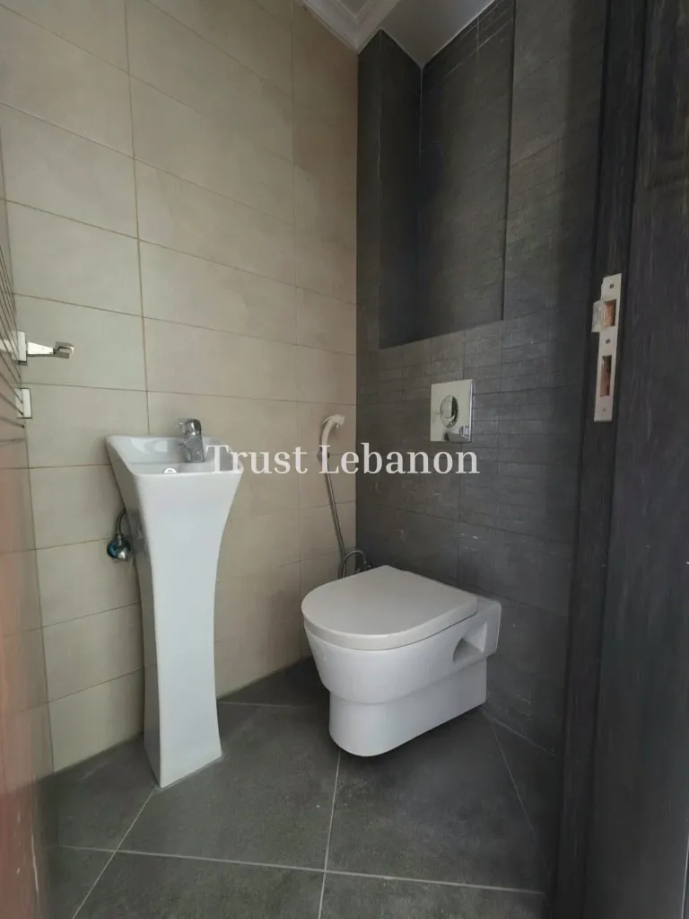 Apartment for sale in Achrafieh - 4 bed, 4 bath