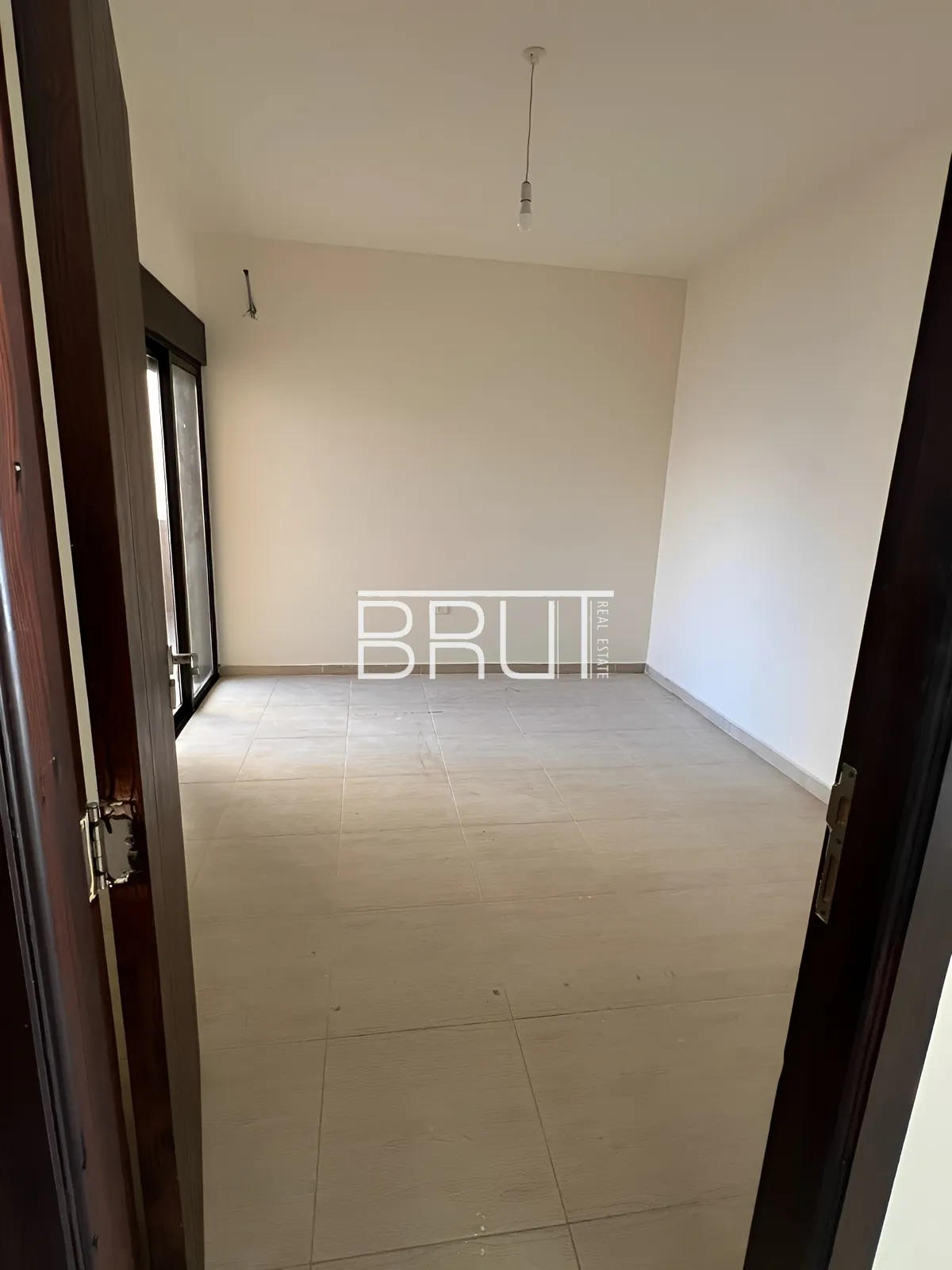 Apartment for Sale in Zouk Mosbeh - 4 bed, 4 bath