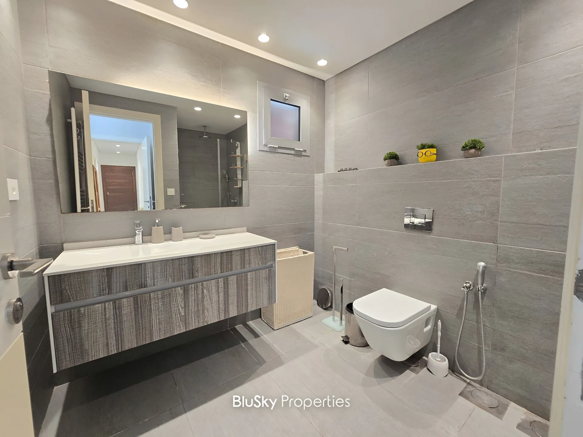 Apartment for rent in Mansourieh, lebanon