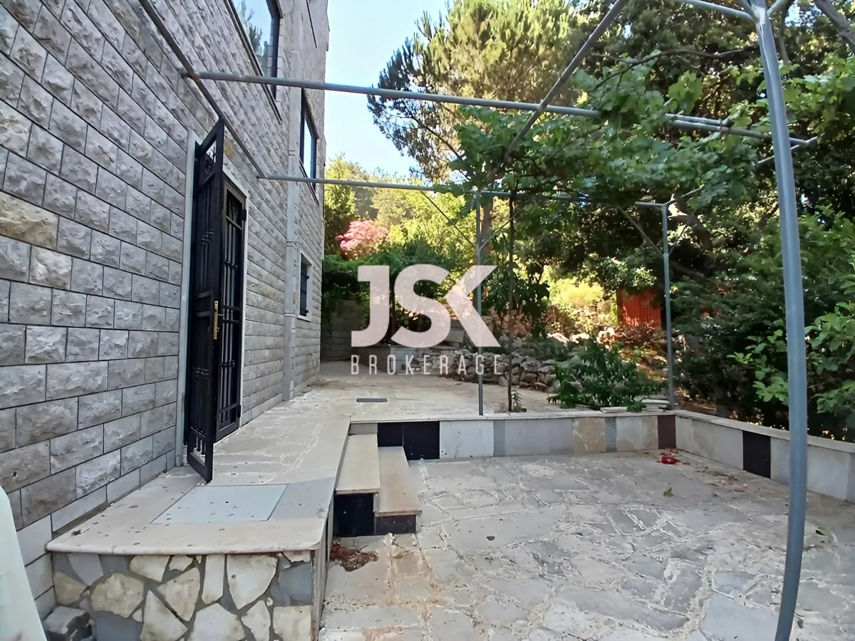 Apartment for Sale in Aatchane, Lebanon
