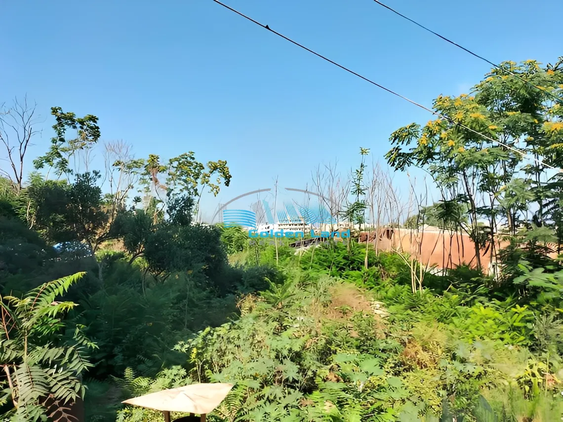 Land for Sale in Chouaifet El Aamroussieh, Lebanon